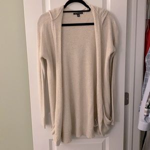 Hooded “Grandpa” Sweater with pockets